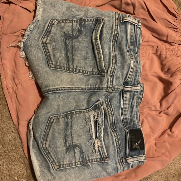 I got these shorts from my sister I don’t fit them has been worn about 7 times - Picture 2 of 2
